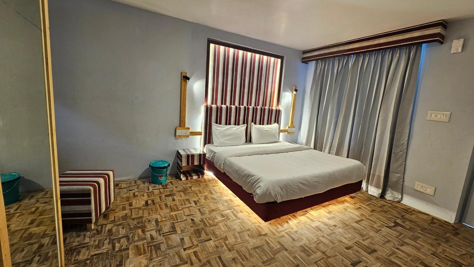 Hotel English Rose, #Personal Parking, #Petfriendly, #Garden, #Bonfire Under The Stars 马拉里 外观 照片
